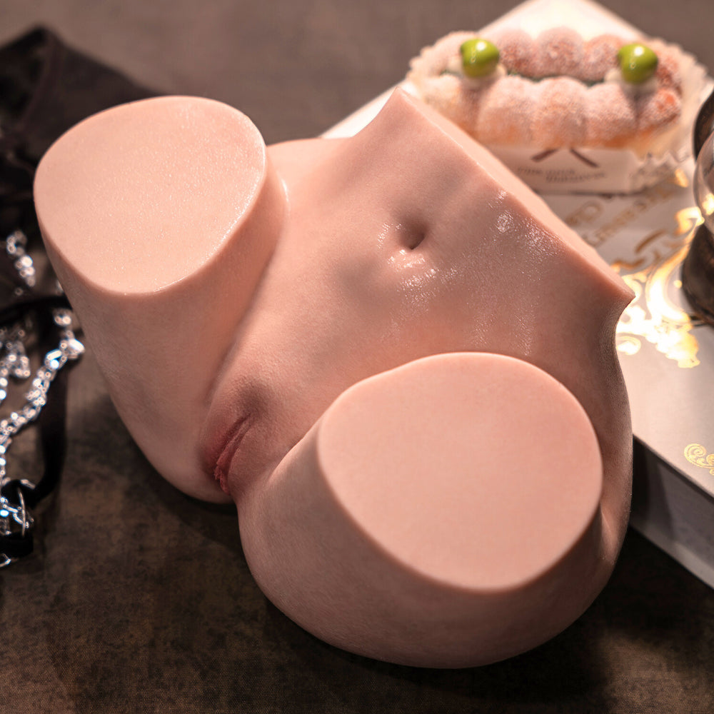 Chloe :2.5KG Realistic Silicone Pocket Pussy  Mini Ass Sex Doll