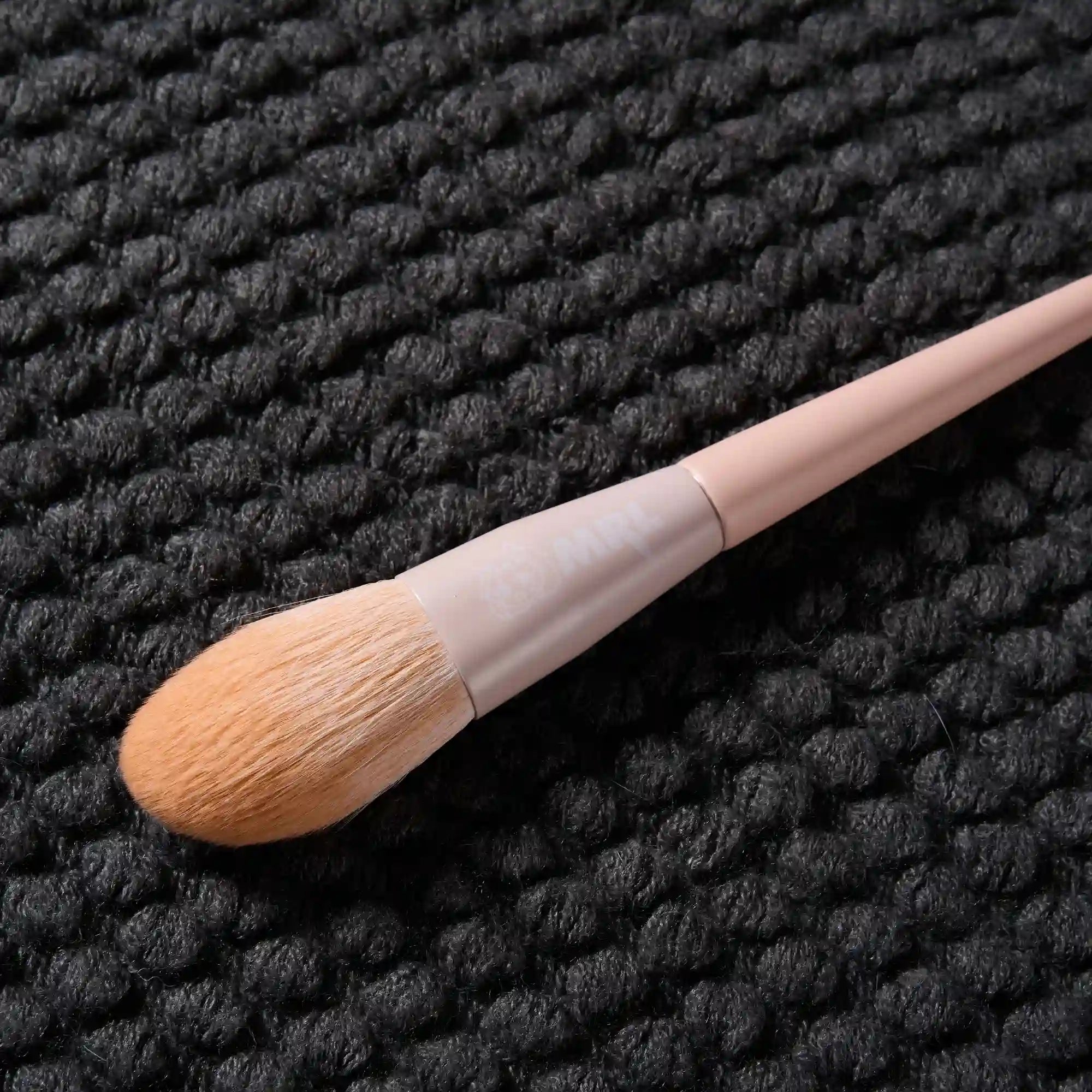 Image of MRLDOLL Sex Doll Powder Brush | Professional Silicone Care Tool