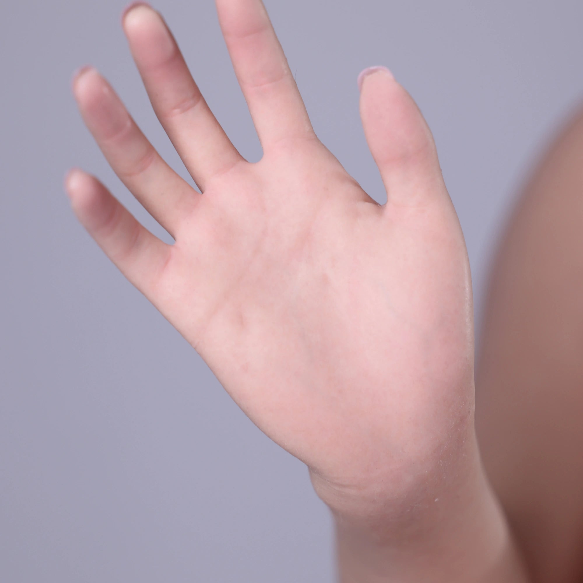 Image of bbw sex doll Lana close up of hand showing realistic wrinkles, veins and detailed silicone texture