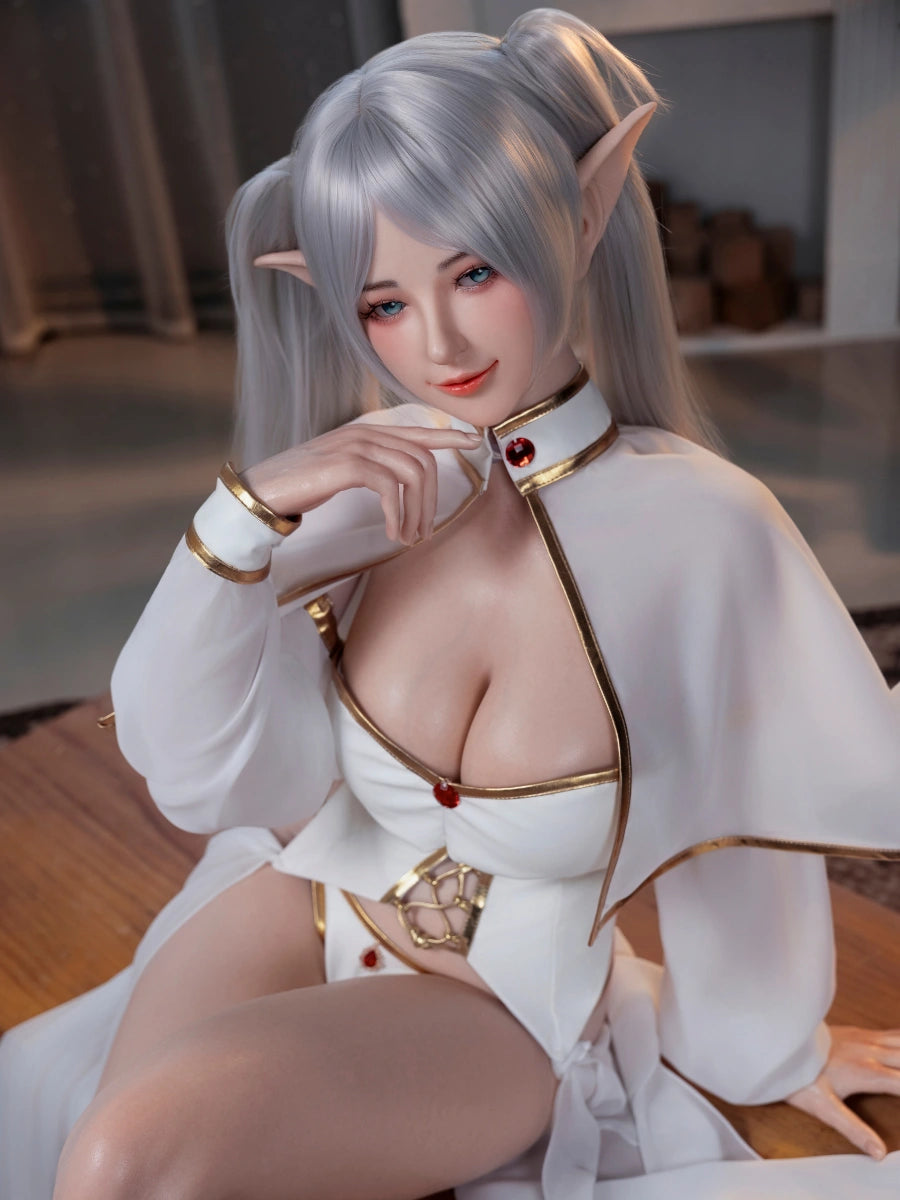 Image of Close-up of Elven’s silver hair, blue-gray eyes, elf ears, and white-and-gold cosplay
