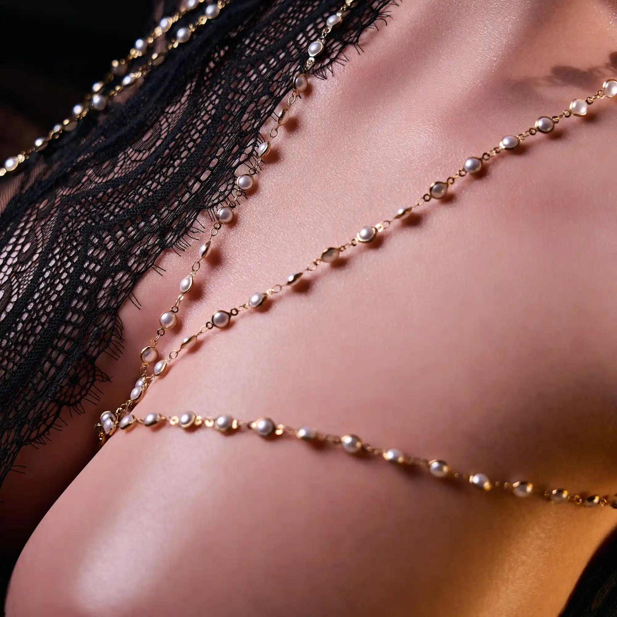 Image of MRLDOLL Tess torso wearing a necklace, highlighting the elegant neck curve, realistic skin texture, and a luxurious aesthetic